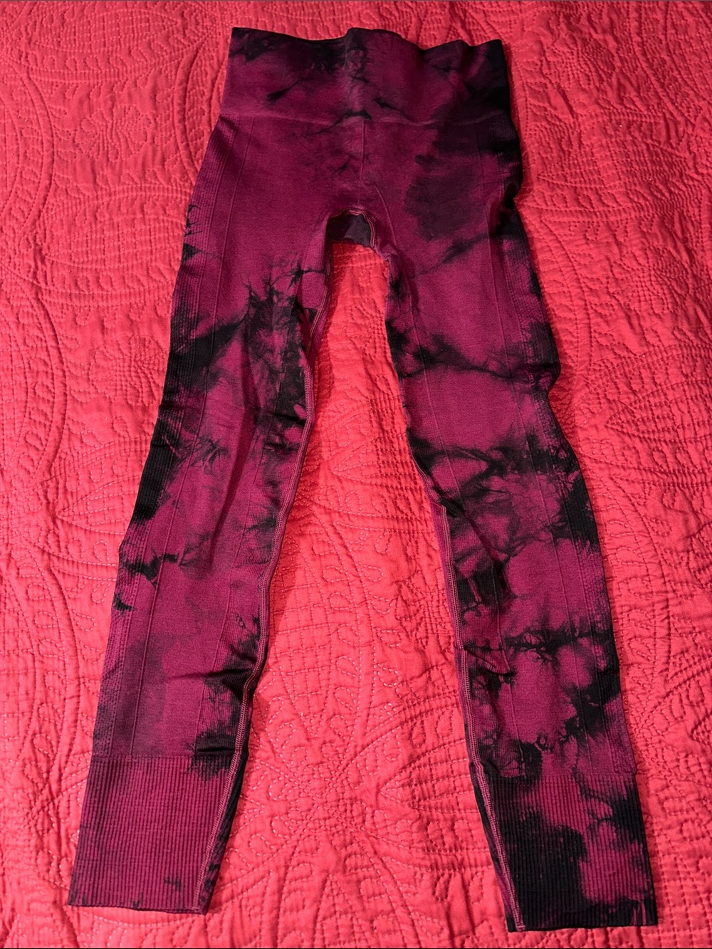Lululemon EBB to street compression leggings size 4